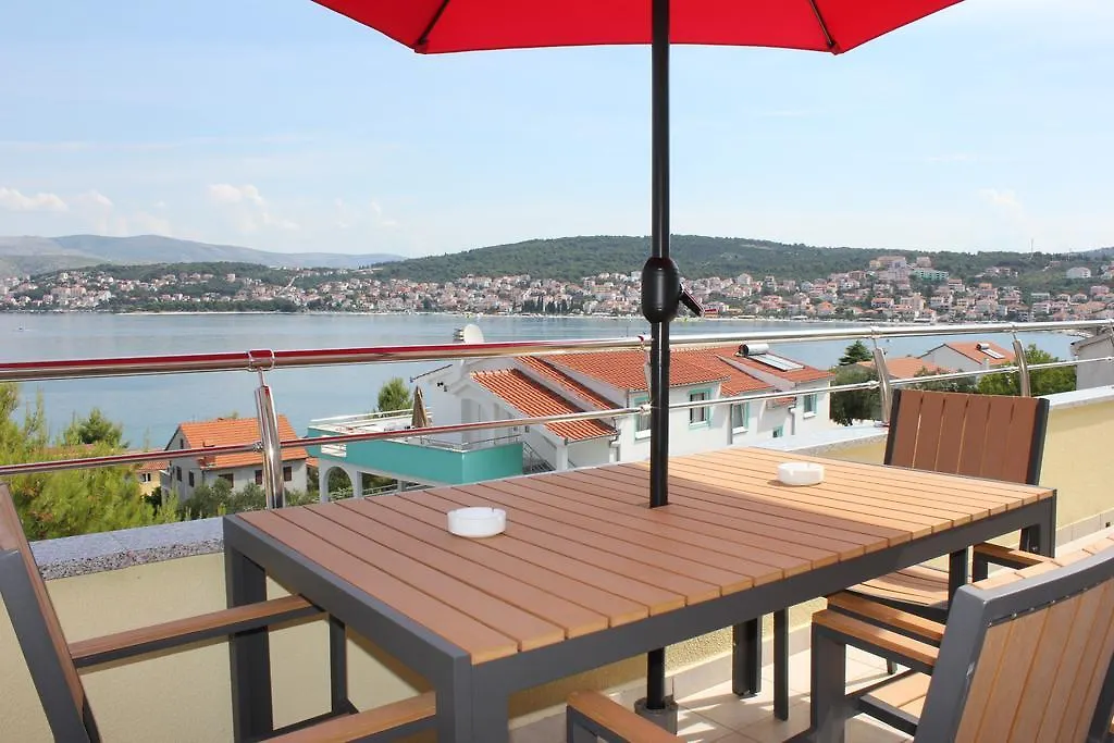 Villa Luna Trogir