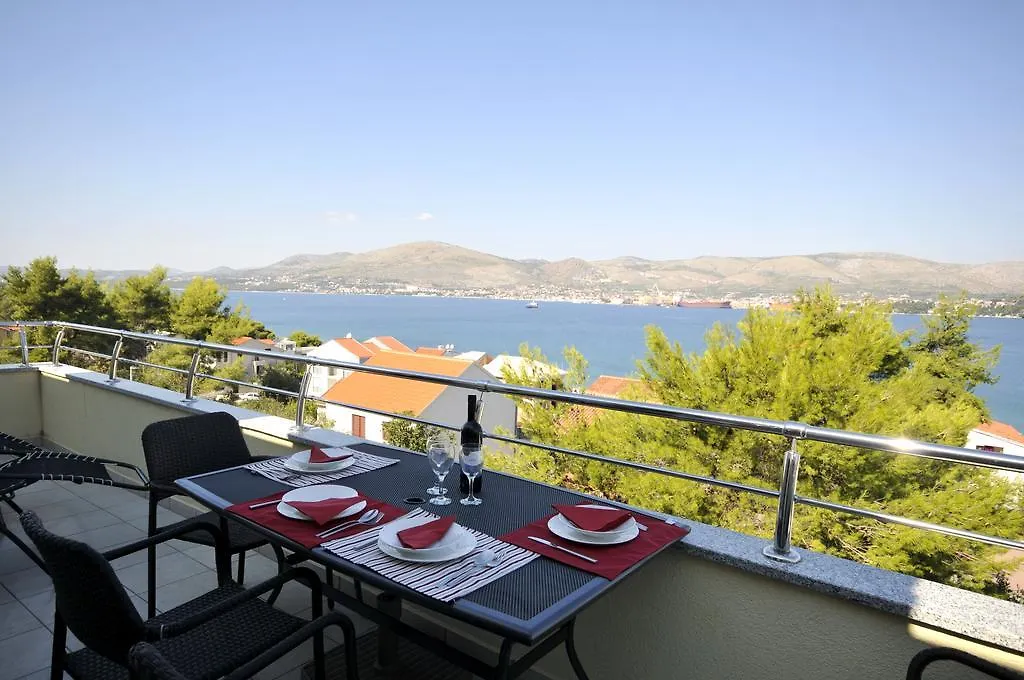 Villa Luna Trogir